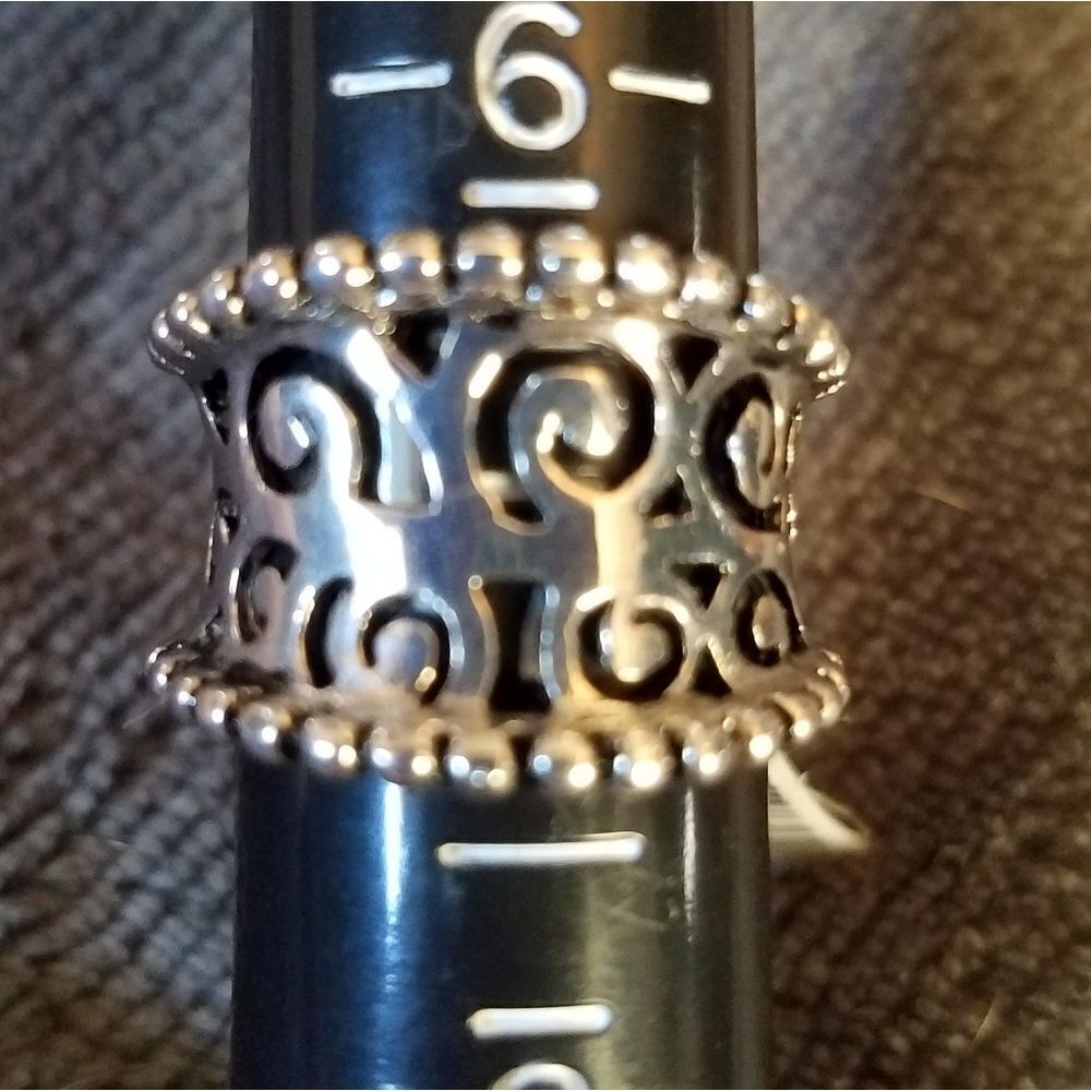 Silvertone Ring Size 7 - Picture 5 of 6